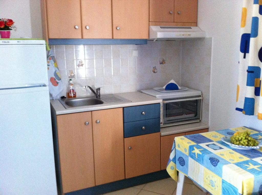 Stolidi Apartment Adamantas  Room photo