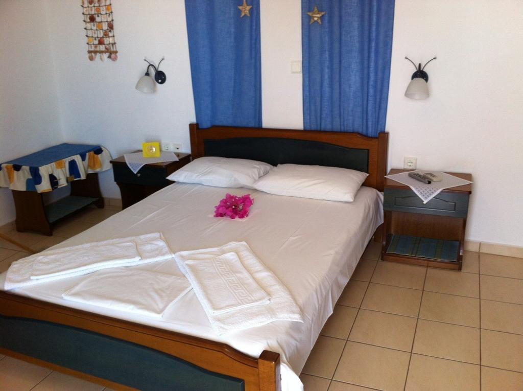 Stolidi Apartment Adamantas  Room photo